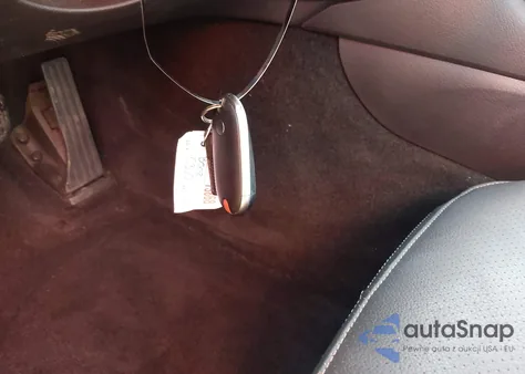 2022 Mercedes-Benz C 300 4Matic z USA, uszkodzony, nr VIN W1KAF4HBXNR039865